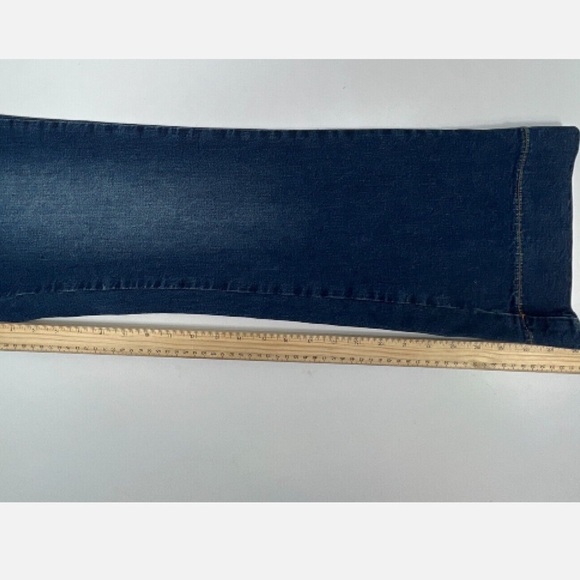 Kate Spade High Waist Wide Leg Flare Jeans — Size 25 Medium Wash - Picture 9 of 9